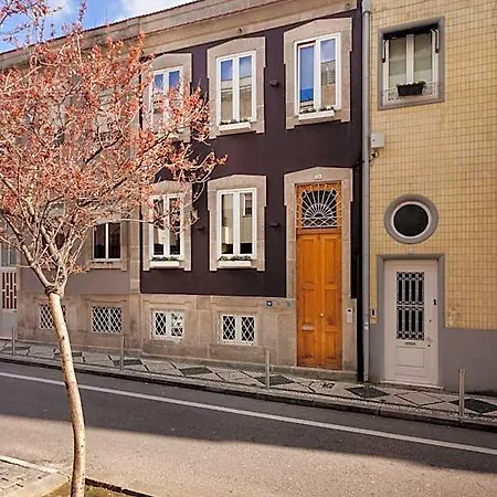 Fishtail Sea House بيت شباب ماتوسينهوس