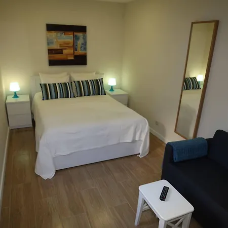 Fishtail Sea House Hostal Matosinhos (Porto)