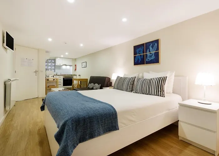 Fishtail Sea House 호스텔 *